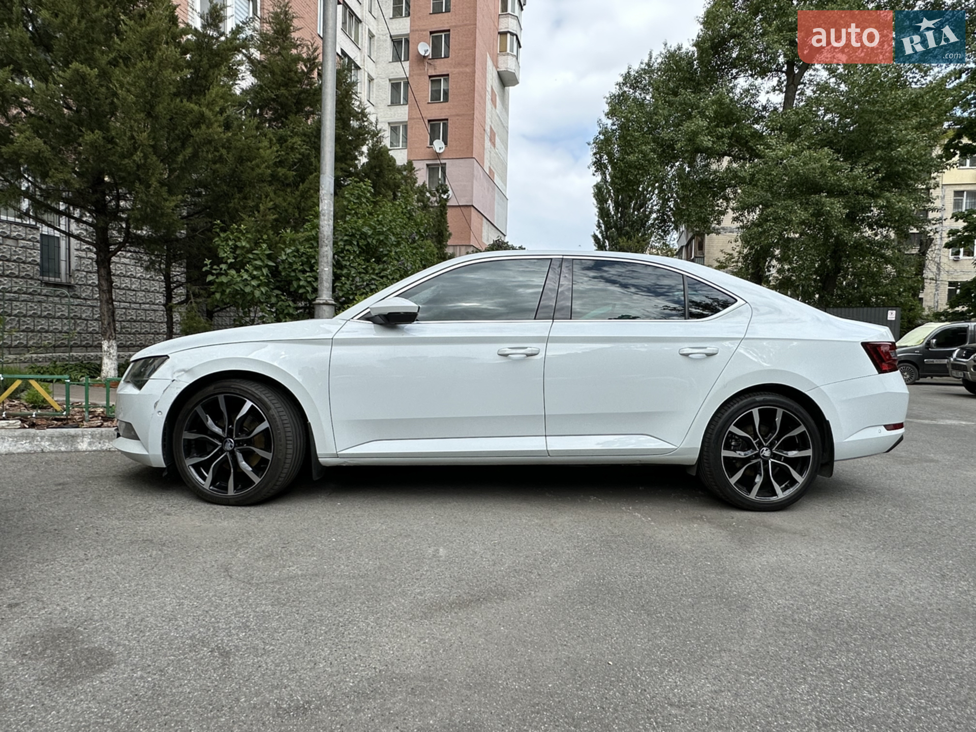2015 Skoda Superb - мініатюра 3