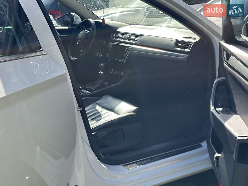 Лифтбек Skoda Superb 2015 в Киеве