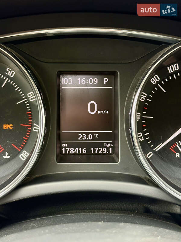 Лифтбек Skoda Superb 2014 в Измаиле