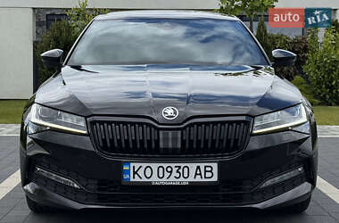 Ліфтбек Skoda Superb 2019 в 