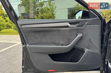 Ліфтбек Skoda Superb 2019 в 