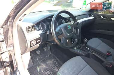 Універсал Skoda Superb 2012 в 