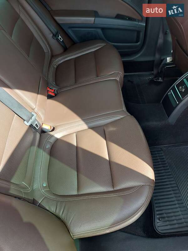 Універсал Skoda Superb 2012 в Львові