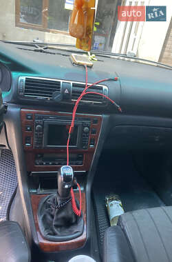 Лифтбек Skoda Superb 2002 в 