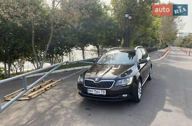 Универсал Skoda Superb 2014 в 