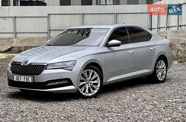 Ліфтбек Skoda Superb 2022 в Ужгороді