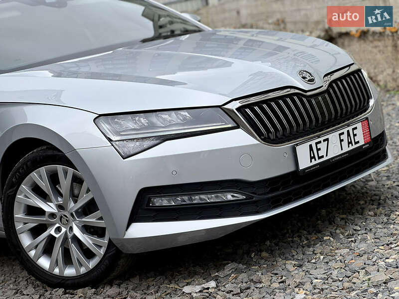 Ліфтбек Skoda Superb 2022 в Ужгороді