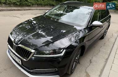 Універсал Skoda Superb 2019 в 