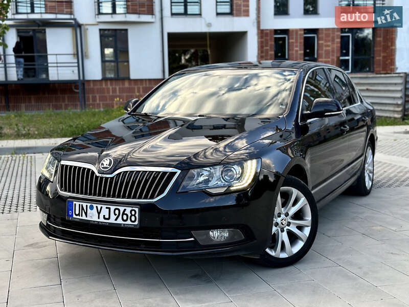 Лифтбек Skoda Superb 2014 в Львове