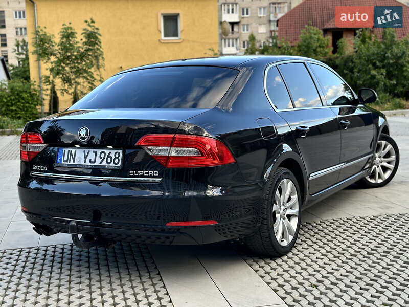 Лифтбек Skoda Superb 2014 в Львове
