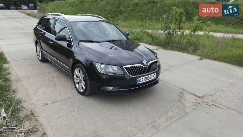 Универсал Skoda Superb 2013 в Киеве