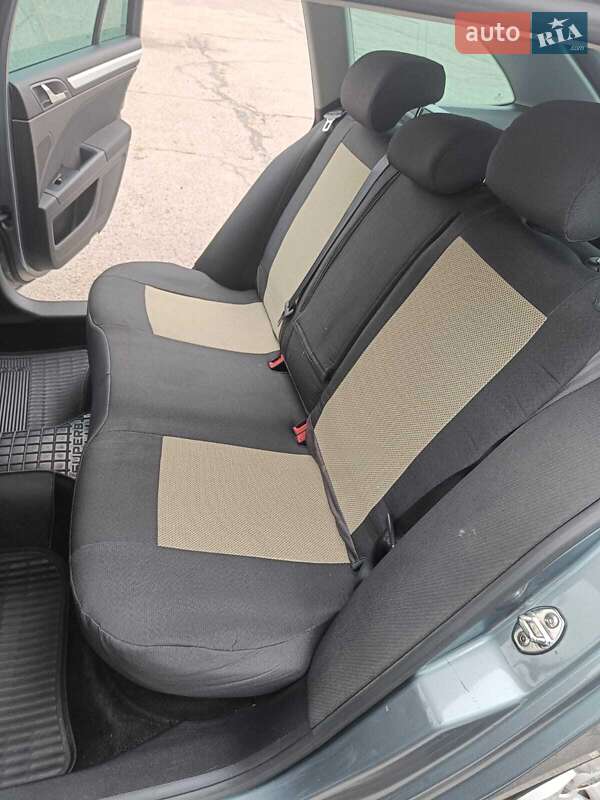 Универсал Skoda Superb 2011 в Николаеве