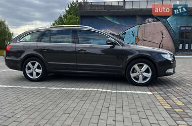 Универсал Skoda Superb 2010 в 