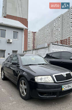 Лифтбек Skoda Superb 2002 в Киеве