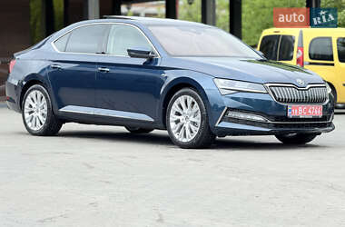 Ліфтбек Skoda Superb 2020 в 