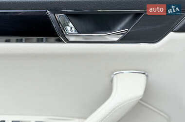 Ліфтбек Skoda Superb 2020 в 