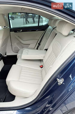 Ліфтбек Skoda Superb 2020 в 