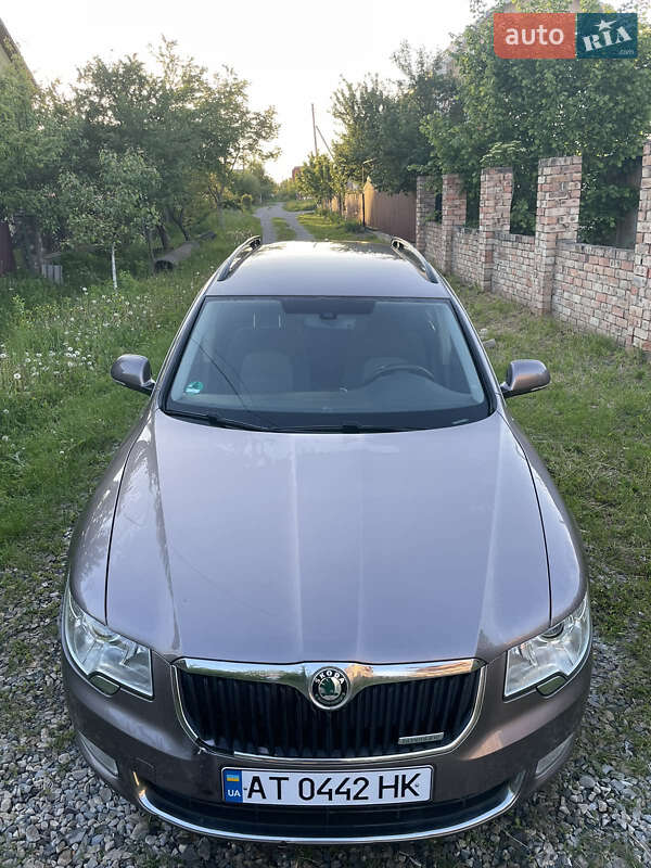 Універсал Skoda Superb 2011 в Коломиї фото 3 Універсал Skoda Superb 2011 в Коломиї
