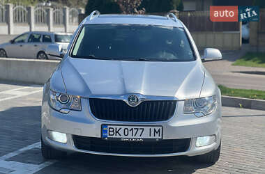 Универсал Skoda Superb 2012 в 