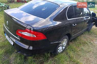 Лифтбек Skoda Superb 2012 в 