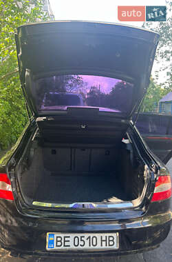 Лифтбек Skoda Superb 2012 в 