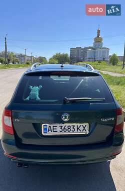 Универсал Skoda Superb 2010 в 