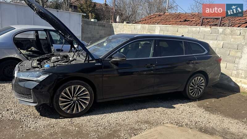 Універсал Skoda Superb 2024 в Одесі