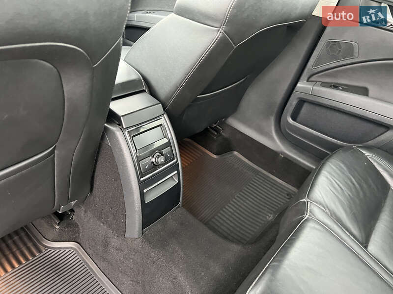Универсал Skoda Superb 2012 в Бродах