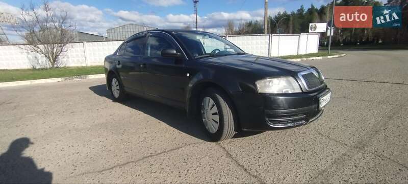Лифтбек Skoda Superb 2006 в 