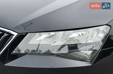 Ліфтбек Skoda Superb 2016 в 