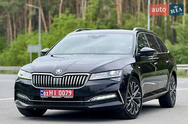 Универсал Skoda Superb 2022 в 