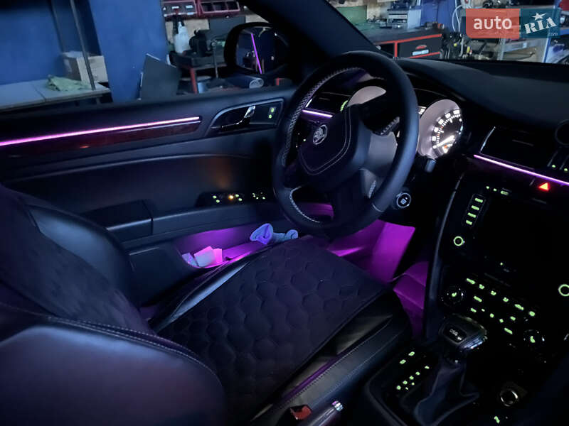 Універсал Skoda Superb 2010 в Києві