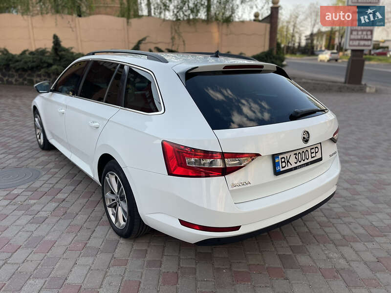 Универсал Skoda Superb 2016 в Ровно фото 10 Универсал Skoda Superb 2016 в Ровно