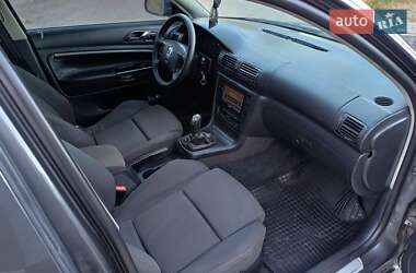 Лифтбек Skoda Superb 2003 в 