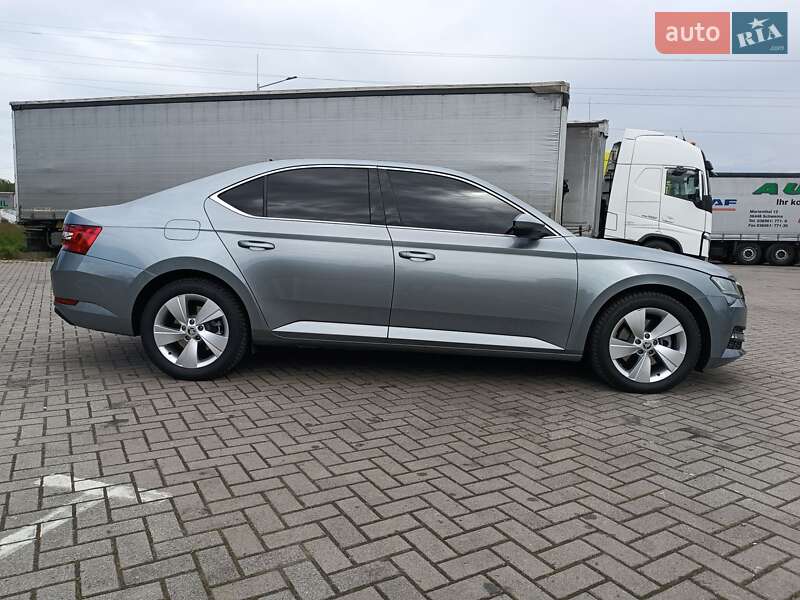 Ліфтбек Skoda Superb 2019 в Мукачевому