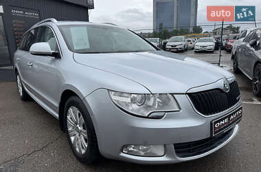 Универсал Skoda Superb 2011 в 