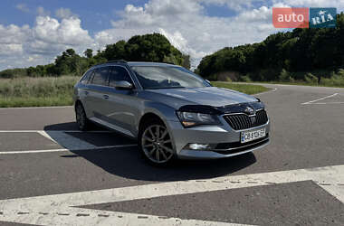 Универсал Skoda Superb 2016 в Прилуках
