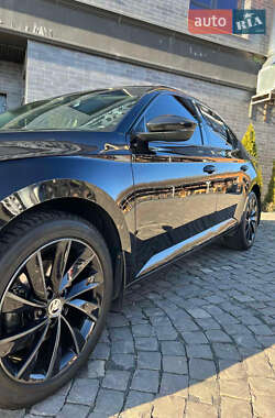 Ліфтбек Skoda Superb 2018 в 