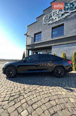 Ліфтбек Skoda Superb 2018 в 