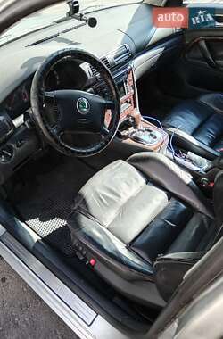 Лифтбек Skoda Superb 2005 в 