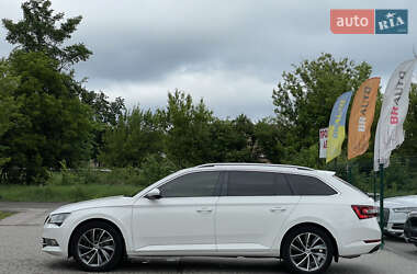 Универсал Skoda Superb 2017 в 