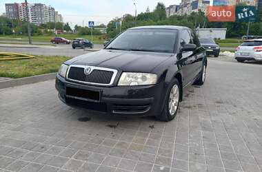 Лифтбек Skoda Superb 2002 в 