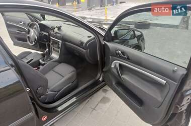 Лифтбек Skoda Superb 2002 в 