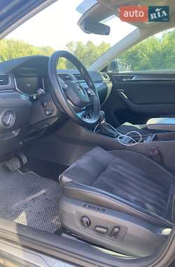 Лифтбек Skoda Superb 2021 в 