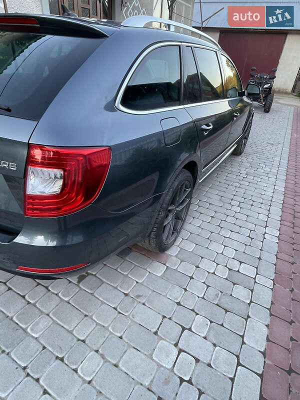 Универсал Skoda Superb 2015 в Ивано-Франковске