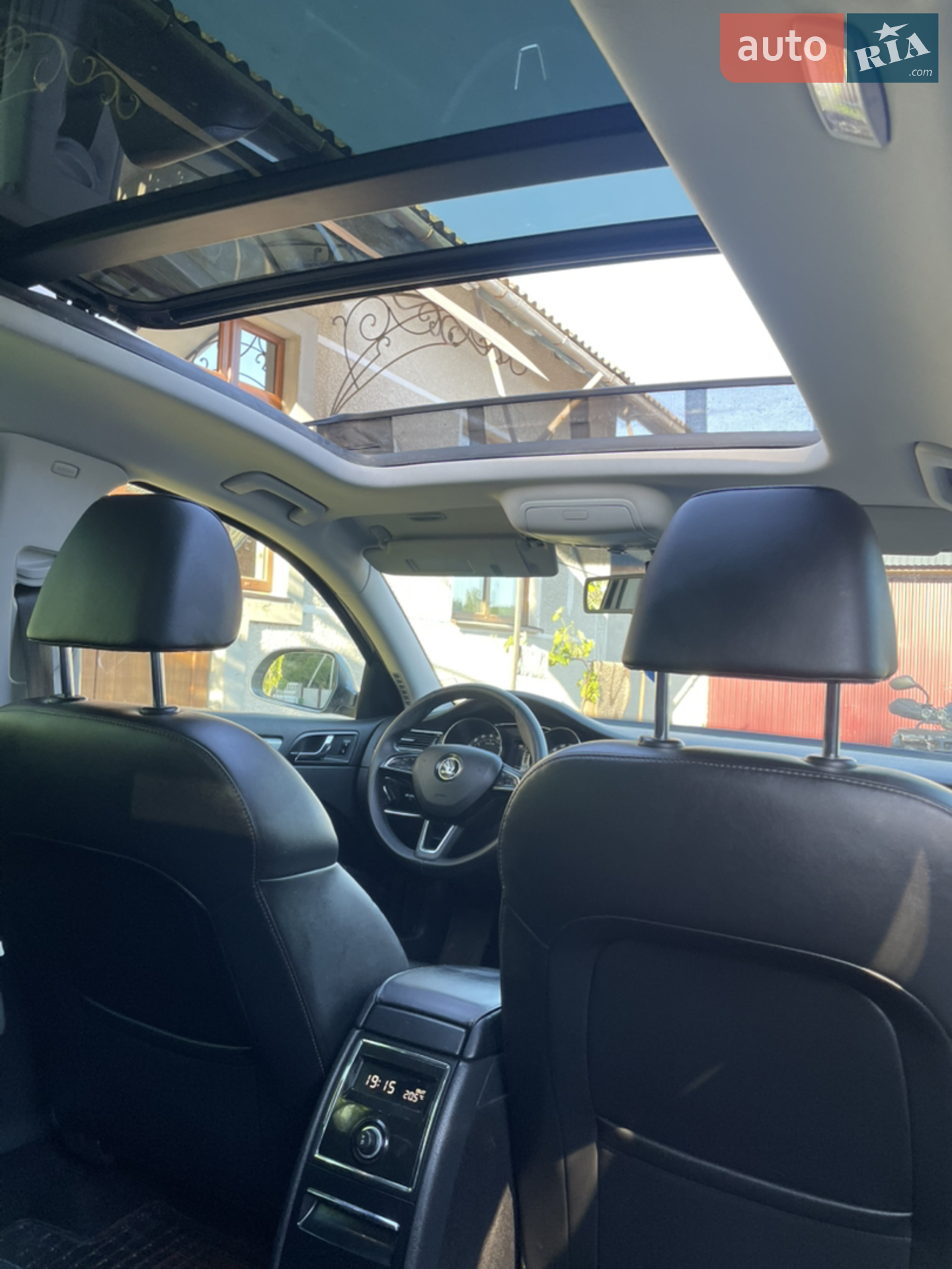2015 Skoda Superb - мініатюра 11