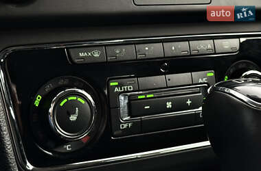Лифтбек Skoda Superb 2014 в 