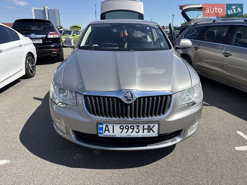 Ліфтбек Skoda Superb 2010 в Броварах