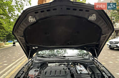 Ліфтбек Skoda Superb 2021 в 