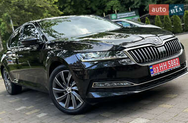 Ліфтбек Skoda Superb 2021 в 